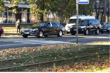 У Києві кортеж Суркіса мчав зустрічкою (відео)