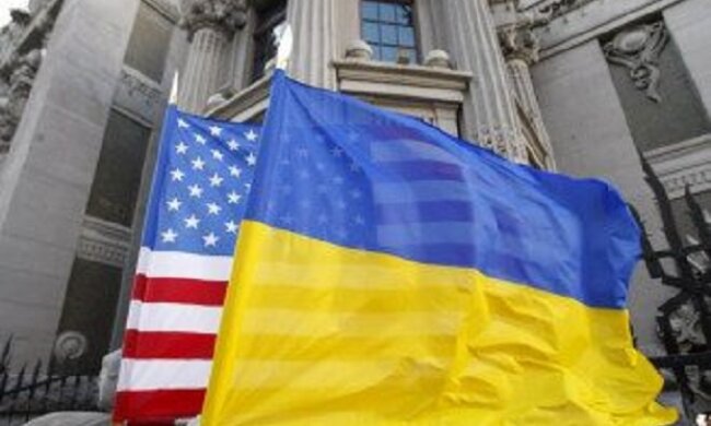 У посольстві США схвалили санкції проти телеканалів Козака
