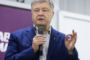Порошенко подав документи до ЦВК