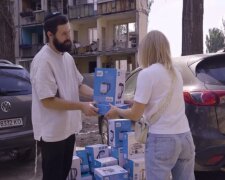 У Києві постраждалим від обстрілу передали електроприлади - Jewish News