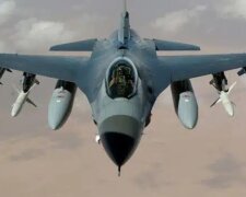 Сенатори США закликали Байдена надати Україні винищувачі F-16 та ракети ATACMS