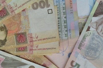 Засудили адвоката за розкрадання