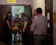 Поліція показала кадри з місця проведення поліцейської спецоперації у Шевченківському суді Києва