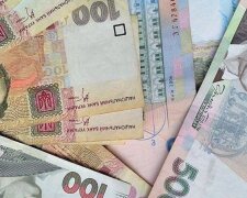 Подарунок до Дня Конституції? Мінімальна зарплатня в Україні може зрости до 5 тисяч