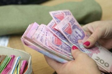 Названо середню зарплату у Києві: кого найчастіше розшукують роботодавці