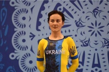 У Києві мітингували проти чиновника, який образив українську велосипедистку