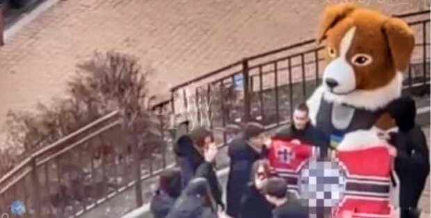 Прокуратура почала розслідування через демонстрацію молоддю нацистської символіки в Києві