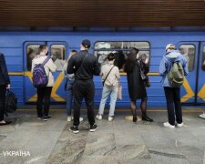 Метро та транспорт у Києві завтра працюватимуть на годину довше: причина