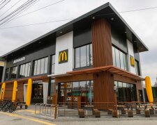 Біля столичного вокзалу відкрився оновлений McDonald’s із пасажирським ліфтом