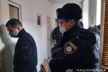 Наніс 47 ножових: у Києві в хостелі чоловік зарізав товариша