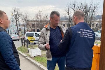 Працівник Київводоканалу попався на хабарі