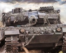 У день вторгнення: Польща сьогодні відправить танки Leopard 2 в Україну, — ЗМІ