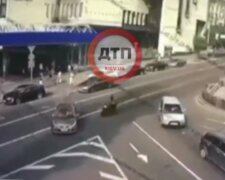 У ДТП на бульварі Шевченка загинув мотоцикліст (відео)
