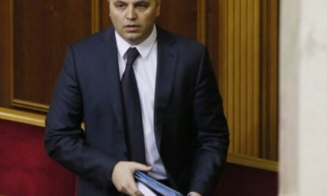 “Чуєте сморід “русcкого духу”?” – поновлення Портнова збудило мережу
