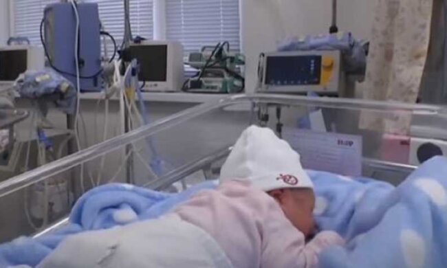 У “вікні життя” столичного пологового знайшли новонароджену дівчинку