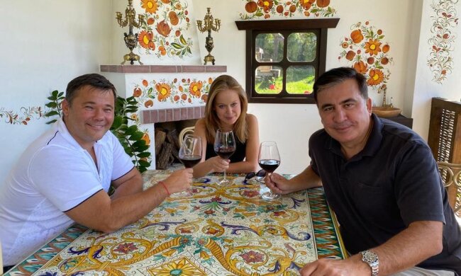 Спільні проєкти з Богданом? Саакашвілі відреагував на дивну світлину у соцмережі