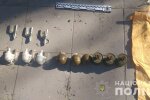 Поліція Києва затримала військовослужбовця за продаж зброї.
