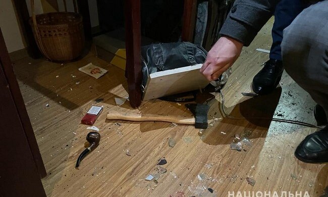 Поліція Київщини затримала нападника, який погрожував підірвати будинок газом та розправитись з поліцейськими (відео)