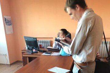 Багатомільйонна корупційна схема: в Києві та Вінниці проходять обшуки в Укрзалізниці