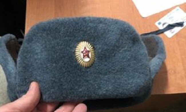 Юнакові з Києва загрожує тюремний термін за радянську армійську вушанку