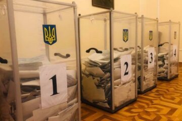 Голосування на одній із дільниць Закарпаття визнали недійсним