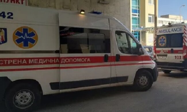 На Київщині в лікарні померла 8-річна дівчинка: батьки звинувачують медиків