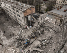 Під завалами зруйнованої будівлі в Києві може перебувати одна людина — ДСНС