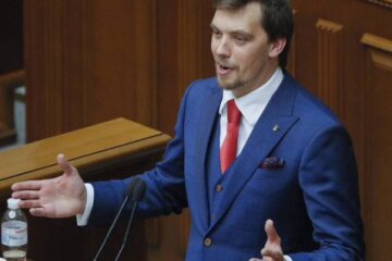 Зеленський підколов прем’єра Гончарука