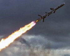 Росія запустила ракети по Миколаївській області: влучили в міст та тилові райони