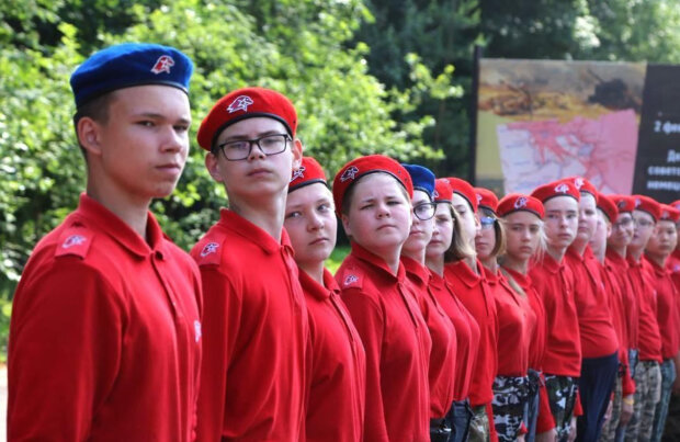 Росіяни не дають можливості 17-річним українцям уникнути “мобілізації” на окупованих територіях, – ГУР МО