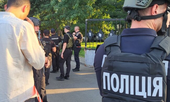 Вибух в Шевченківському суді - пʼятьом правоохоронцям повідомили про підозру