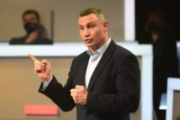 “Більше ніж кожен другий вакцинований”: Кличко про коронавірус у столиці