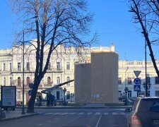 В Одесі проводять демонтаж пам’ятника Катерині ІІ