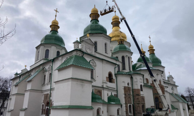 У столиці чекають повернення головного хреста на Софійський собор