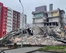 У містах-супутниках Києва відбудовують зруйновані багатоповерхівки