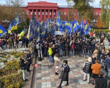 Марш до Дня захисників і захисниць в Києві об’єднав три рухи (відео)