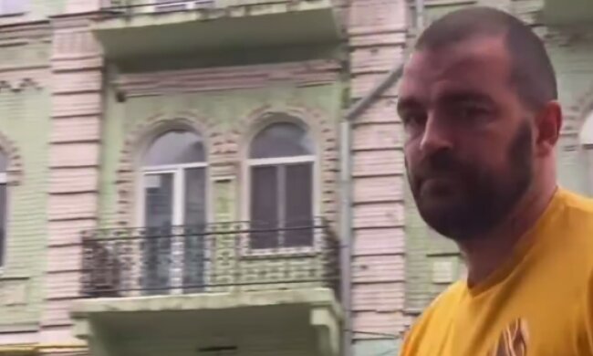 Таксист висадив пасажирок у Києві нібито за прохання "обслуговувати українською мовою"