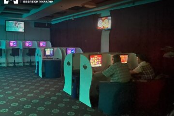 У Києві викрили нелегальну мережу гральних закладів