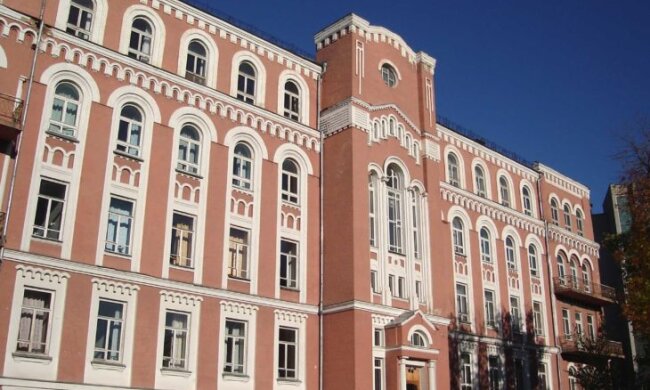 Хворих на коронавірус лікуватимуть в Олександрівській лікарні: як саме