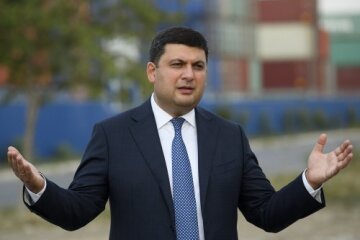 Гройсман розповів, як йому заважав Порошенко