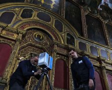 У Києві волонтери за підтримки ООН зберігають культурну спадщину України за допомогою лазерів