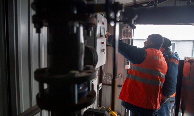 У Києві відновили тепло після атаки 12 лютого: ситуація в районах