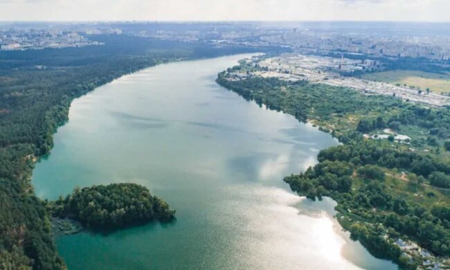 У Києві захистили заказник "Озеро Алмазне" та не віддадуть заповідну територію під видобуток піску