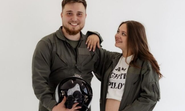 Дружина полеглого пілота Івана Болотова відкрила у Києві кав'ярню "Крилаті" в пам'ять про нього