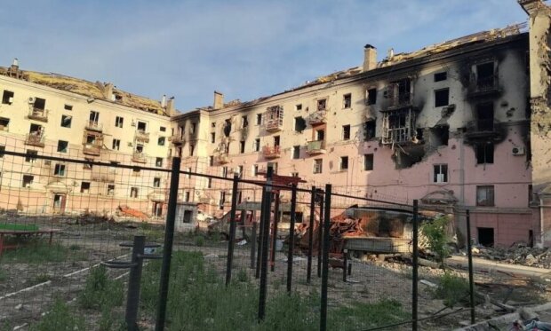 Маріуполь під російською окупацією: через відсутність швидкої допомоги у місті зростає смертність