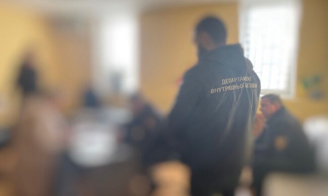 Посадовця ДСНС одного з районів Київщини викрили на хабарі