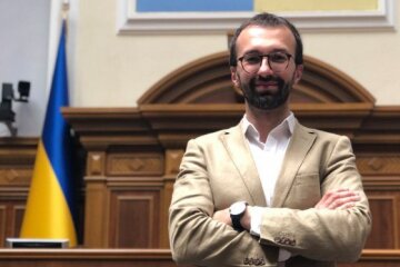 Суд закрив справу про вручання Лещенка у вибори США: “Я більше не ворог Трампа”: