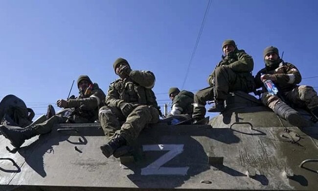 Ми єдині, хто тут залишився: окупант у перехопленій розмові прощається з сестрою (ауд