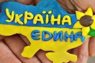 Парубій, Сюмар та Іонова пропонують посилити кримінальну відповідальність за умисне невизнання Криму і ОРДЛО територією України