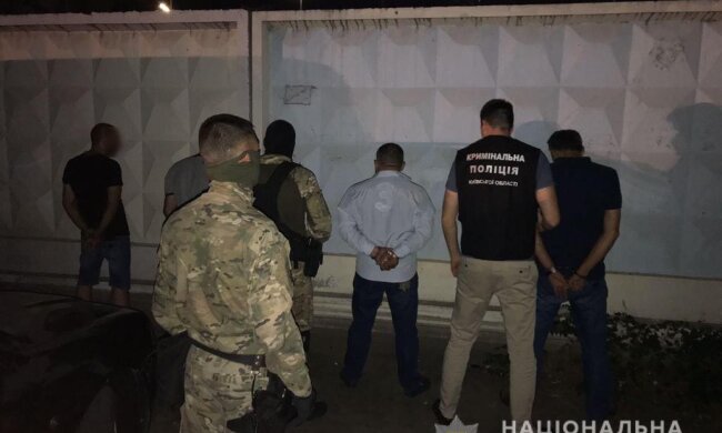 Під Києвом затримали п’ятьох вірмен, які викрали з терміналу 100 тисяч гривень